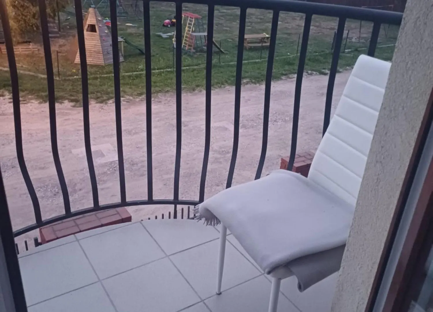 Paprotka U Rozy 23 Apartment Warsaw Homestay